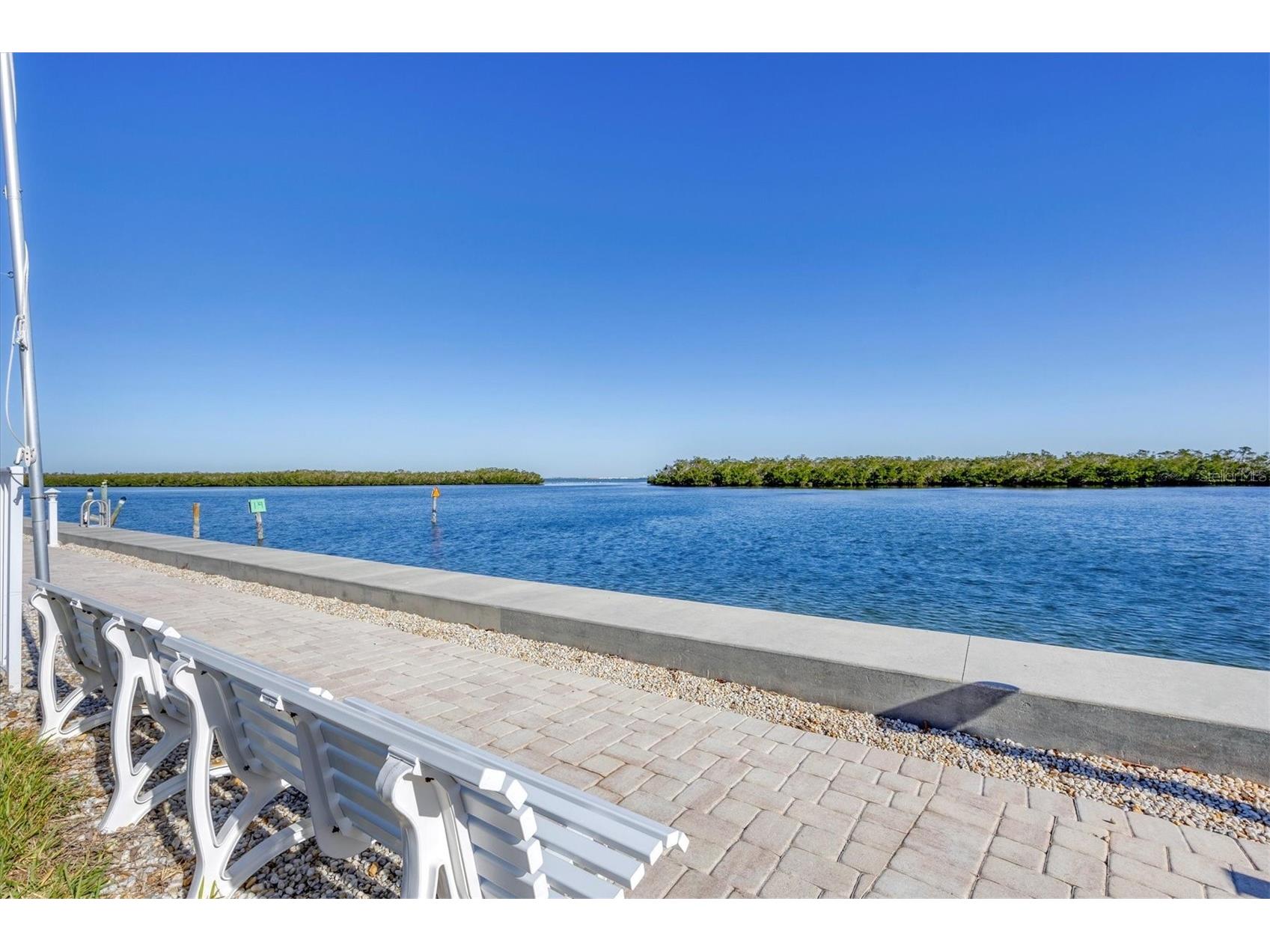 527 Sutton Place Longboat Key FL 34228 - SARASOTA BAY GULF OF MEXICO A4677642 image71