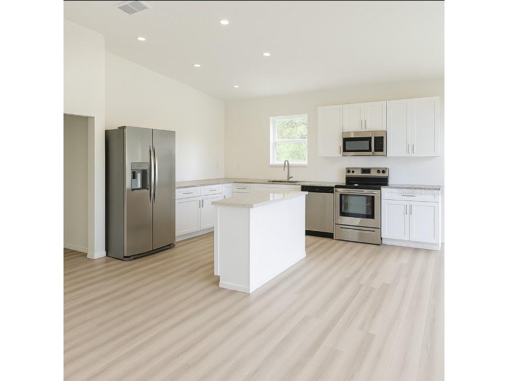 527 SW 15th Avenue Ocala FL 34471 OM707233 image3