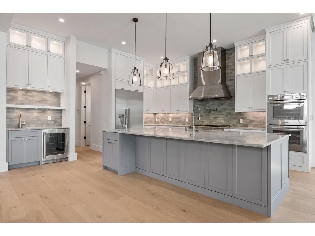 527 Venice Lane Sarasota FL 34242 - GRAND CANAL A4676628 image21