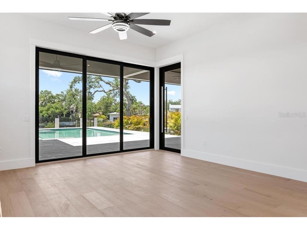 527 Venice Lane Sarasota FL 34242 - GRAND CANAL A4676628 image27