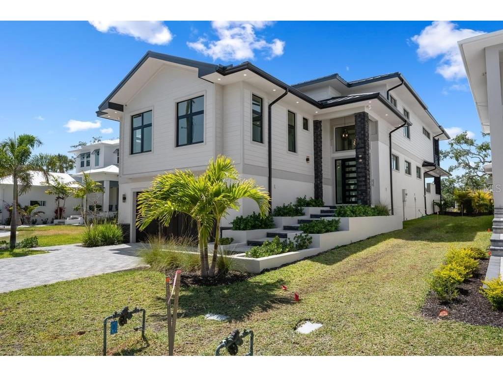 527 Venice Lane Sarasota FL 34242 - GRAND CANAL A4676628 image3