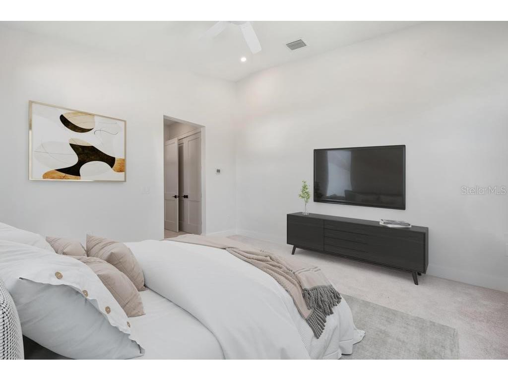 527 Venice Lane Sarasota FL 34242 - GRAND CANAL A4676628 image40