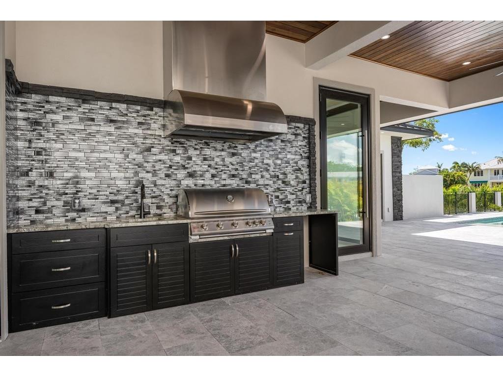 527 Venice Lane Sarasota FL 34242 - GRAND CANAL A4676628 image85