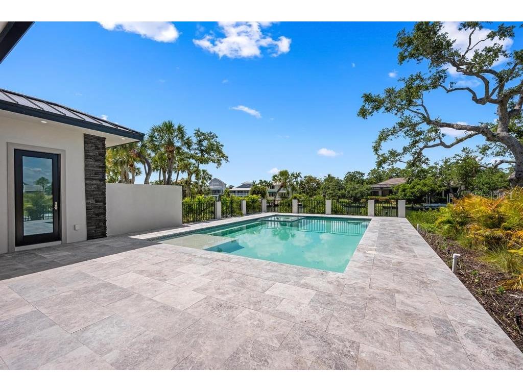 527 Venice Lane Sarasota FL 34242 - GRAND CANAL A4676628 image87
