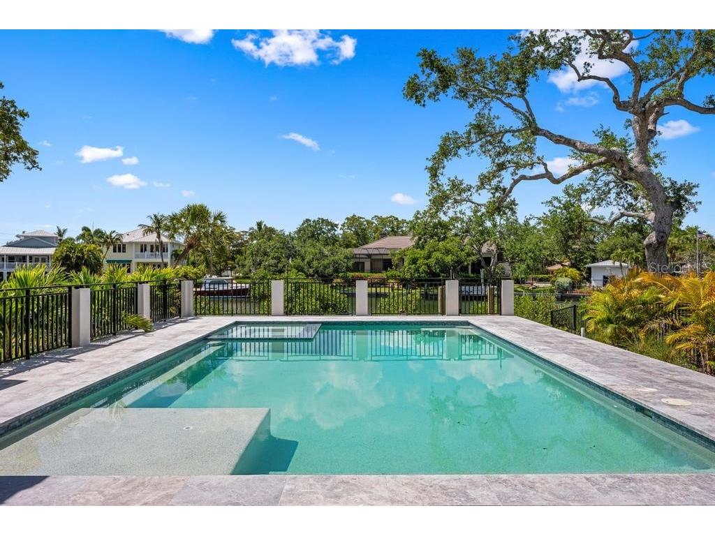 527 Venice Lane Sarasota FL 34242 - GRAND CANAL A4676628 image89