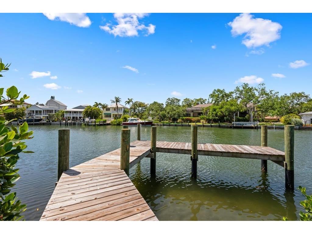 527 Venice Lane Sarasota FL 34242 - GRAND CANAL A4676628 image98