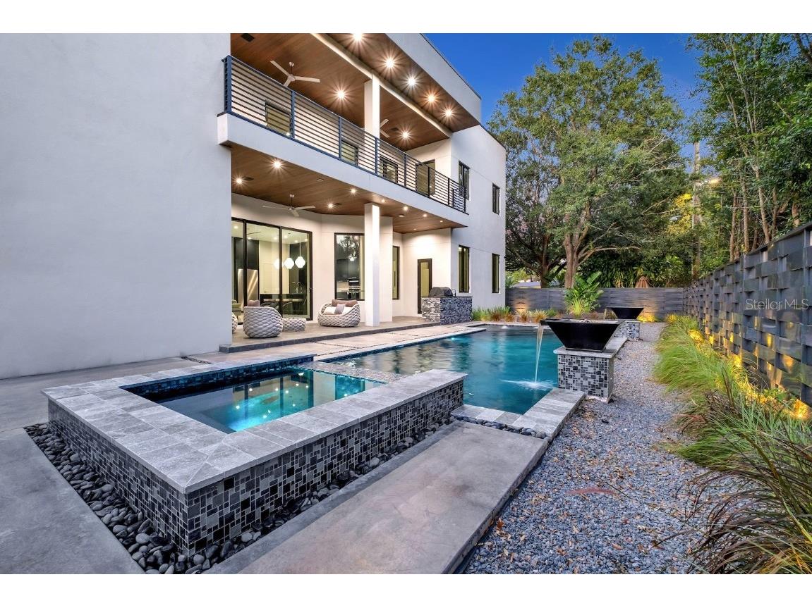 527 W Davis Boulevard Tampa FL 33606 TB8381013 image6