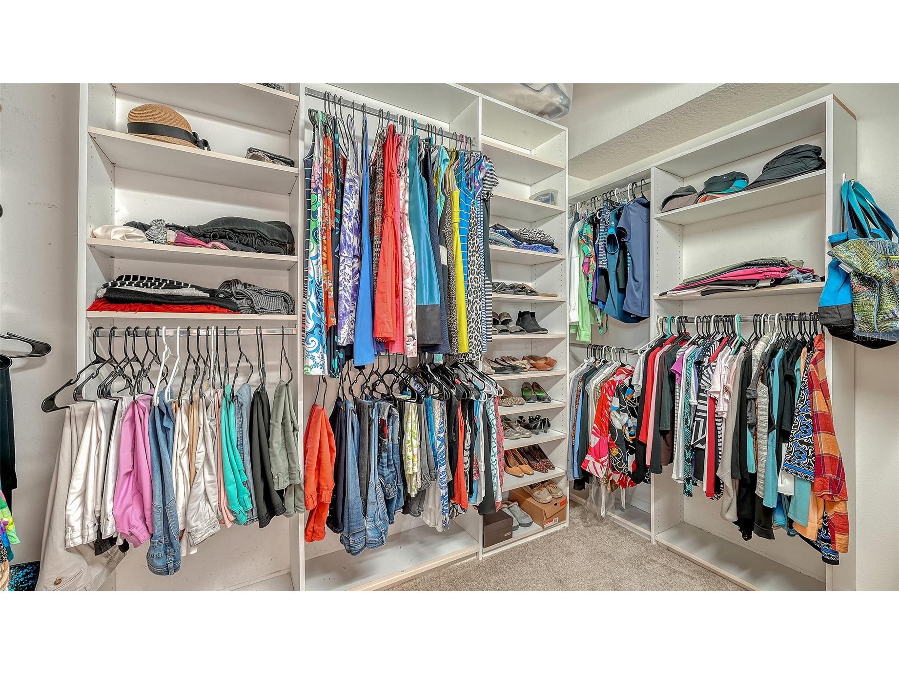 5270 Far Oak Circle Sarasota FL 34238 A4691759 image19