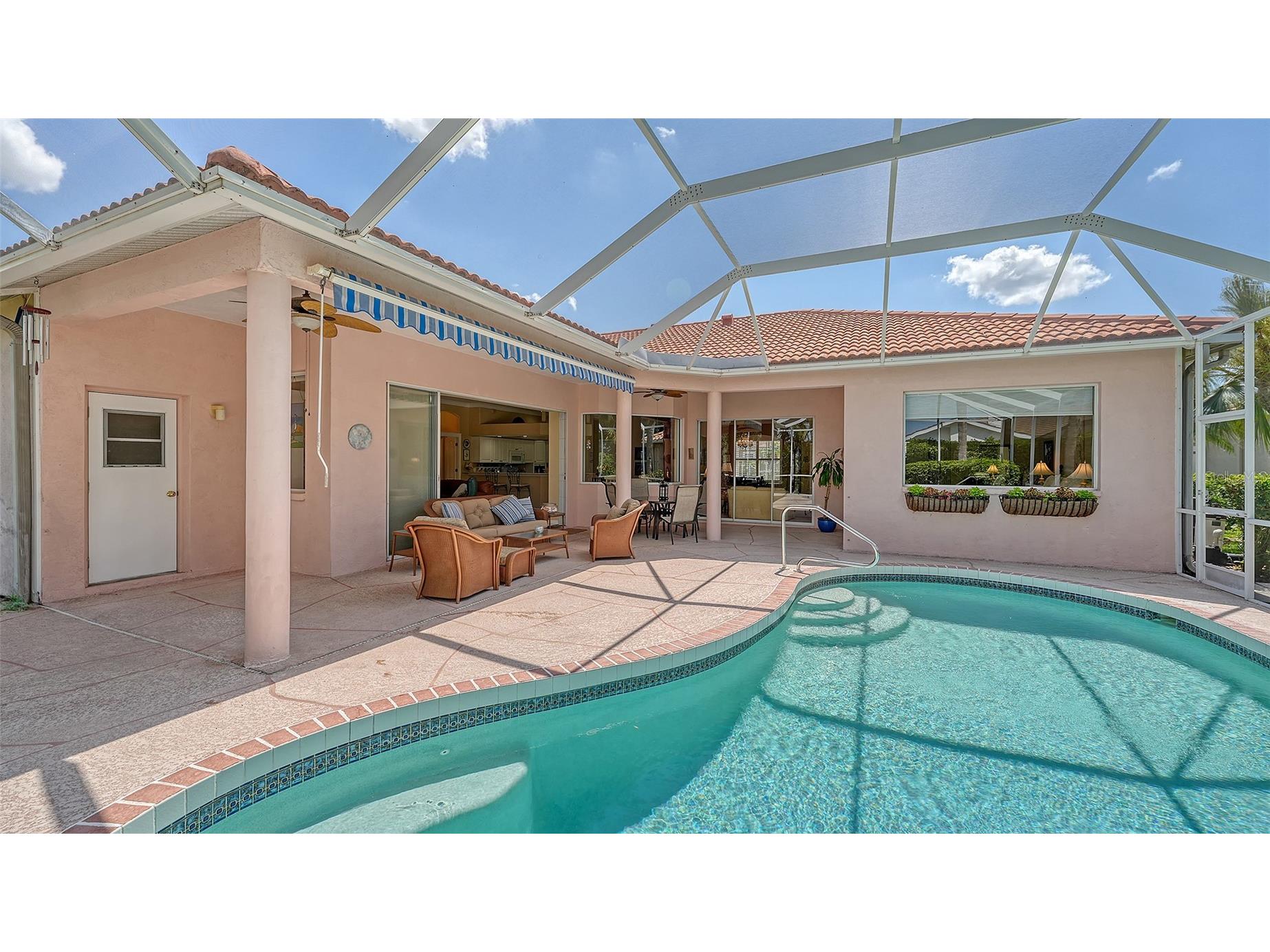 5270 Far Oak Circle Sarasota FL 34238 A4691759 image43