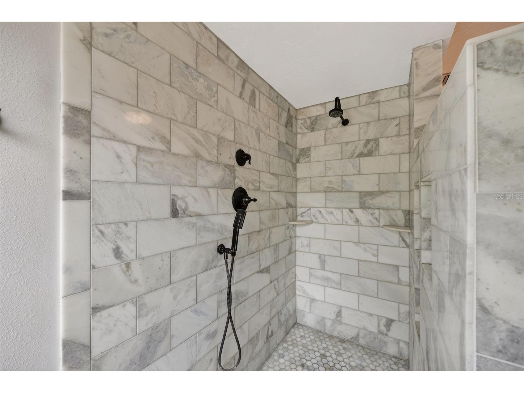 5270 Vanderipe Road Sarasota FL 34241 A4684146 image24