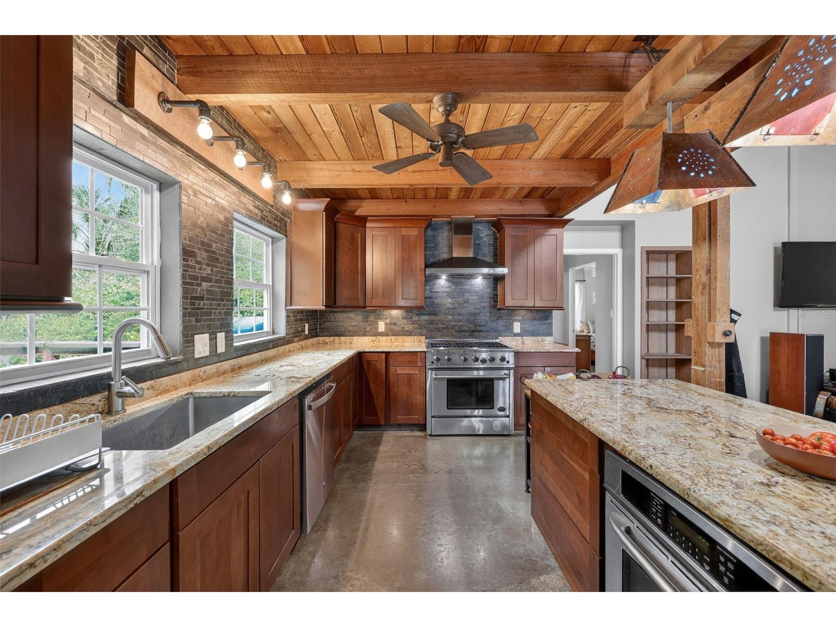 5270 Vanderipe Road Sarasota FL 34241 A4684146 image6