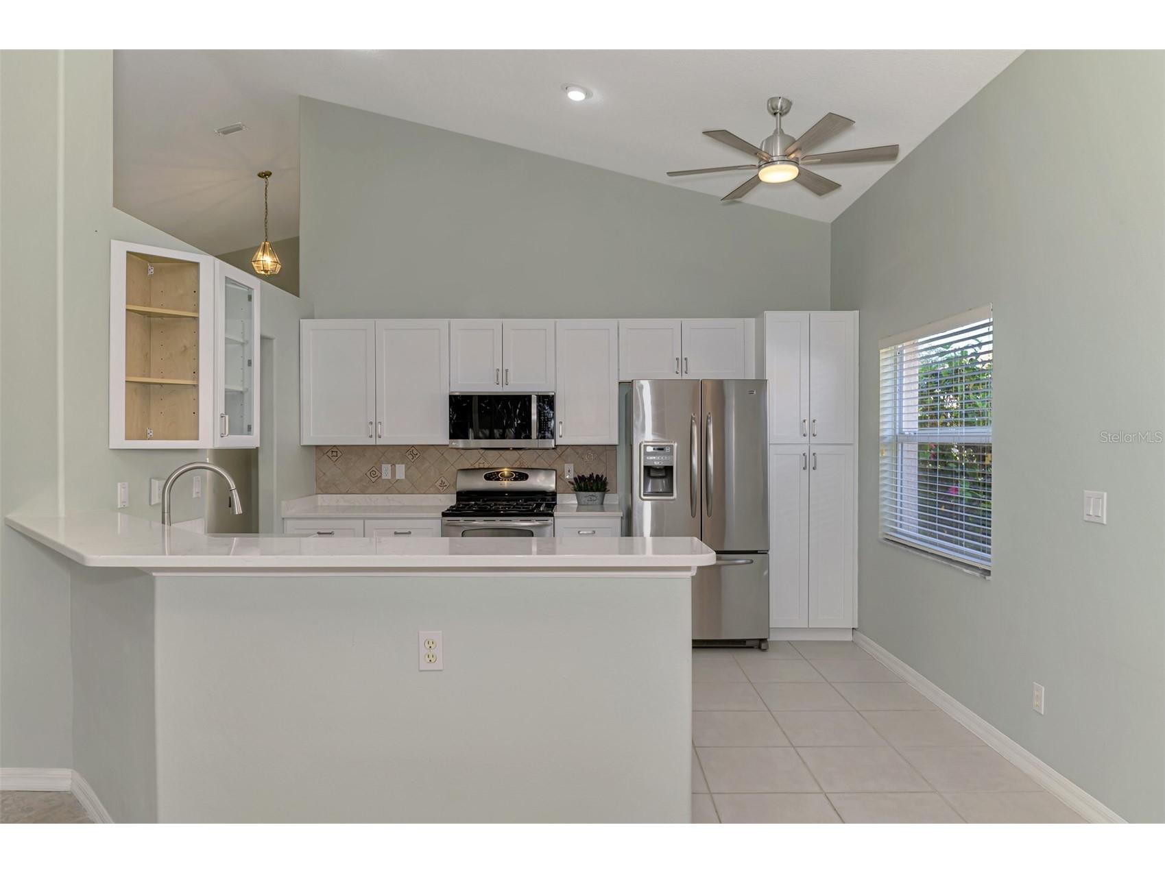 5271 Highbury Circle Sarasota FL 34238 A4677097 image15