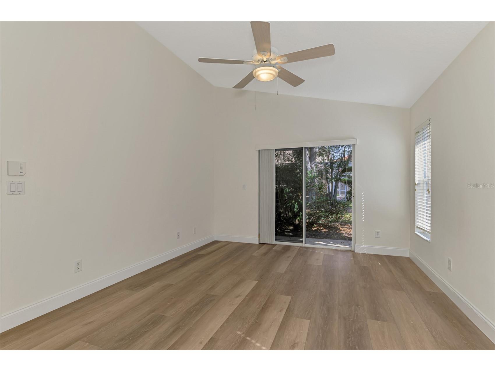 5271 Highbury Circle Sarasota FL 34238 A4677097 image25