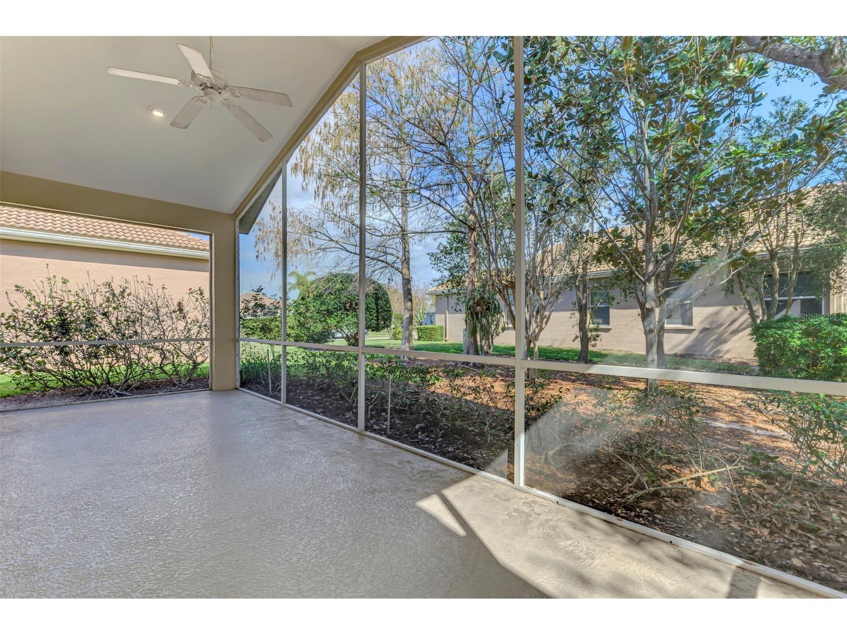 5271 Highbury Circle Sarasota FL 34238 A4677097 image40