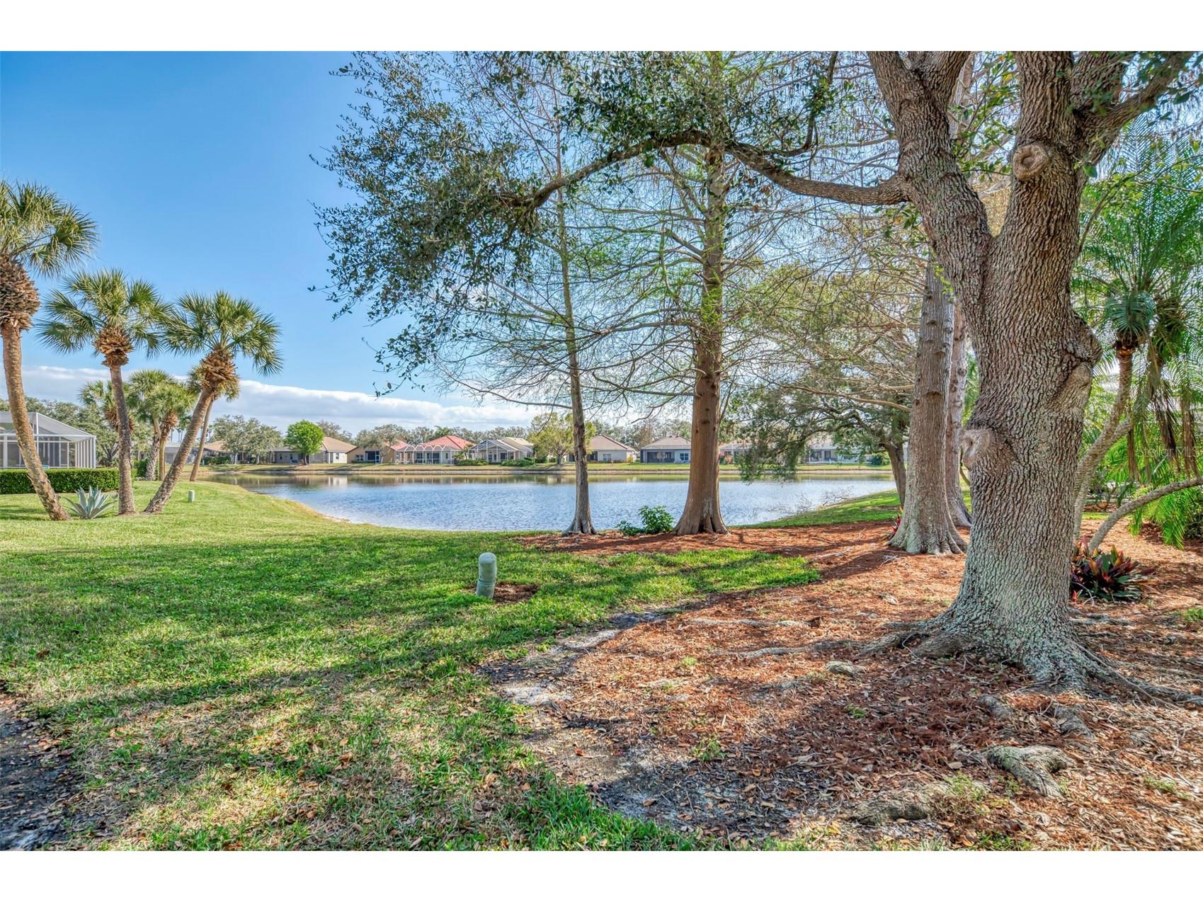 5271 Highbury Circle Sarasota FL 34238 A4677097 image42