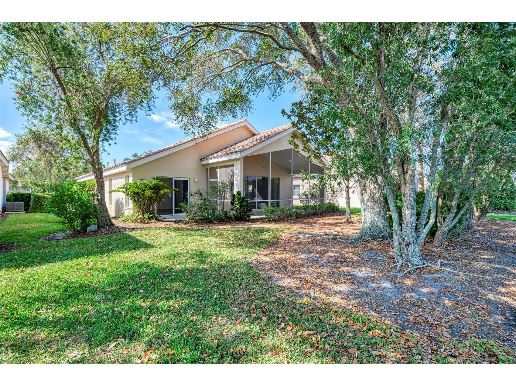 5271 Highbury Circle Sarasota FL 34238 A4677097 image43