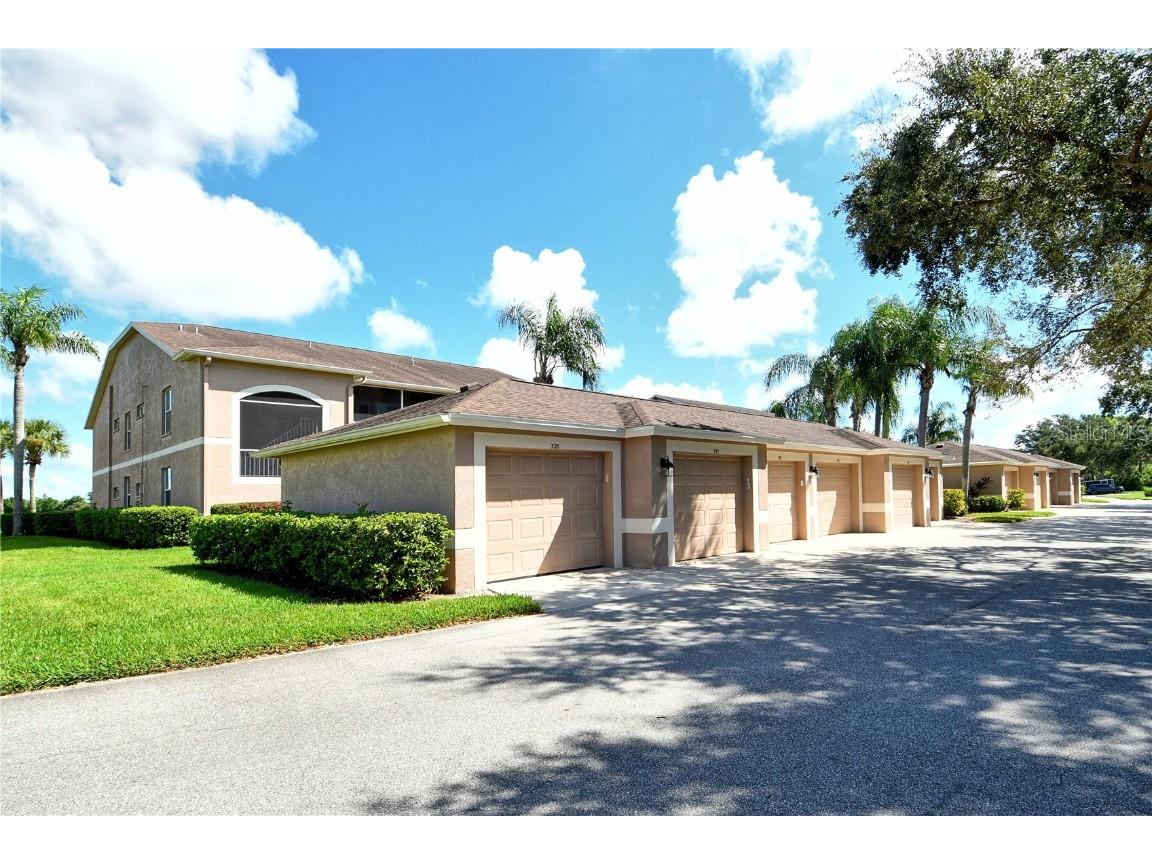 5271 Mahogany Run Avenue #721 Sarasota FL 34241 A4667462 image1