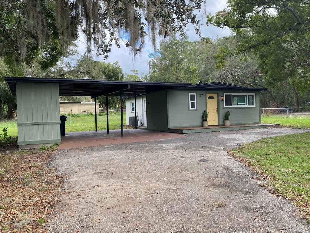 5271 Vance Avenue Orlando FL 32810 O6072371 image1