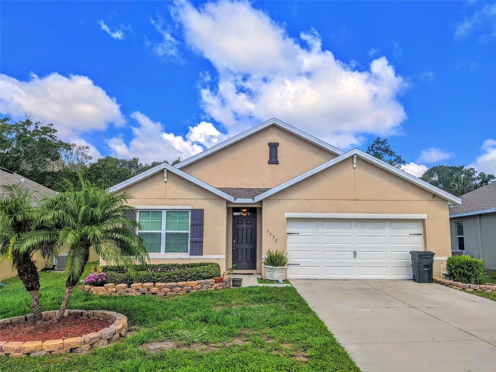 5272 11th Street E Bradenton FL 34203 A4568172 image1