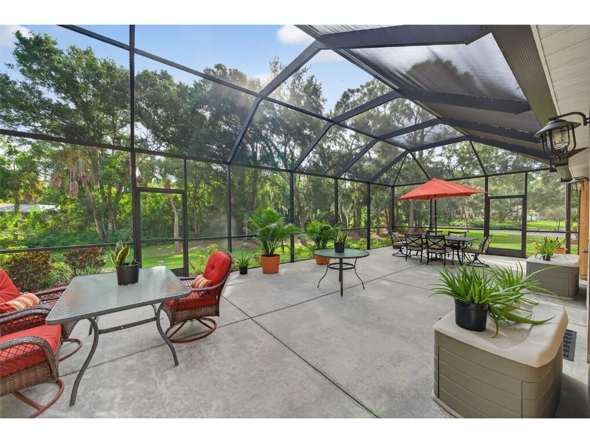 5272 Box Turtle Circle Sarasota FL 34232 A4666616 image19