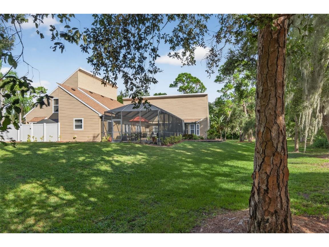 5272 Box Turtle Circle Sarasota FL 34232 A4666616 image21