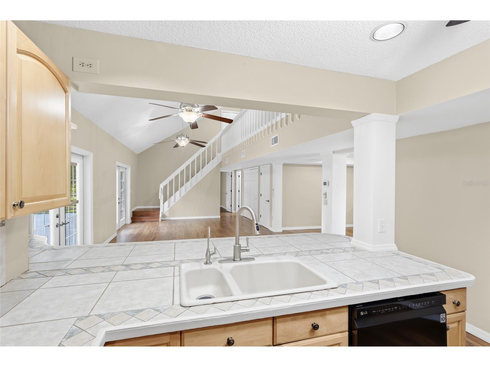 5272 Box Turtle Circle Sarasota FL 34232 A4689433 image15