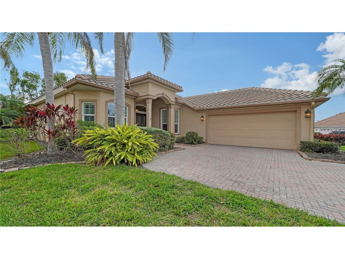 5272 Highbury Circle Sarasota FL 34238 A4633242 image1