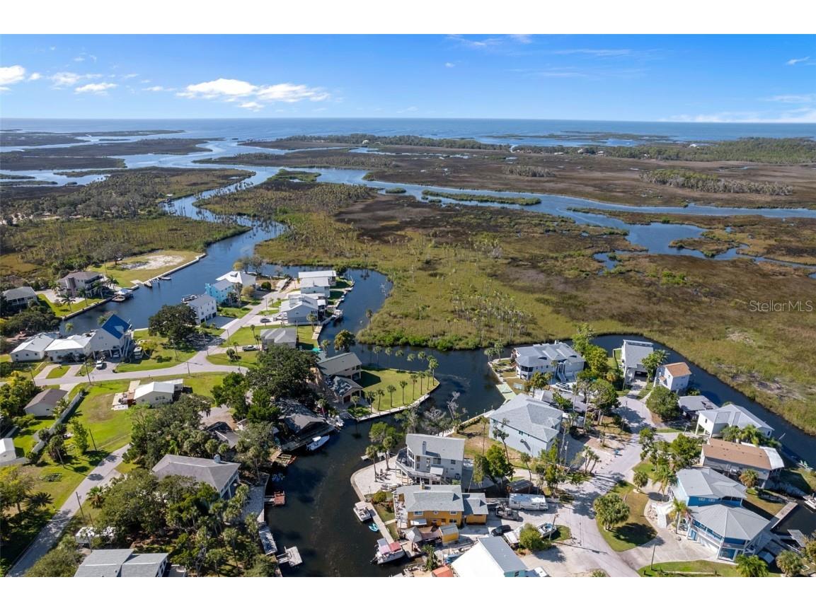 5272 Tropical Point Weeki Wachee FL 34607 - WEEKI WACHEE W7880527 image5