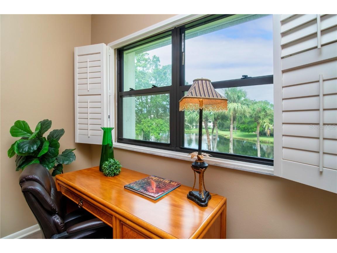 5273 Heron Way #202 Sarasota FL 34231 A4670409 image18