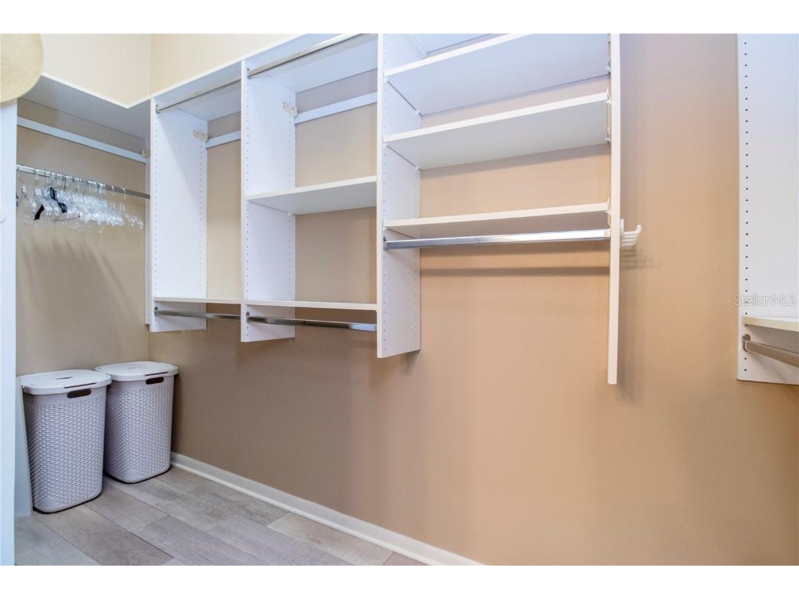 5273 Heron Way #202 Sarasota FL 34231 A4670409 image22