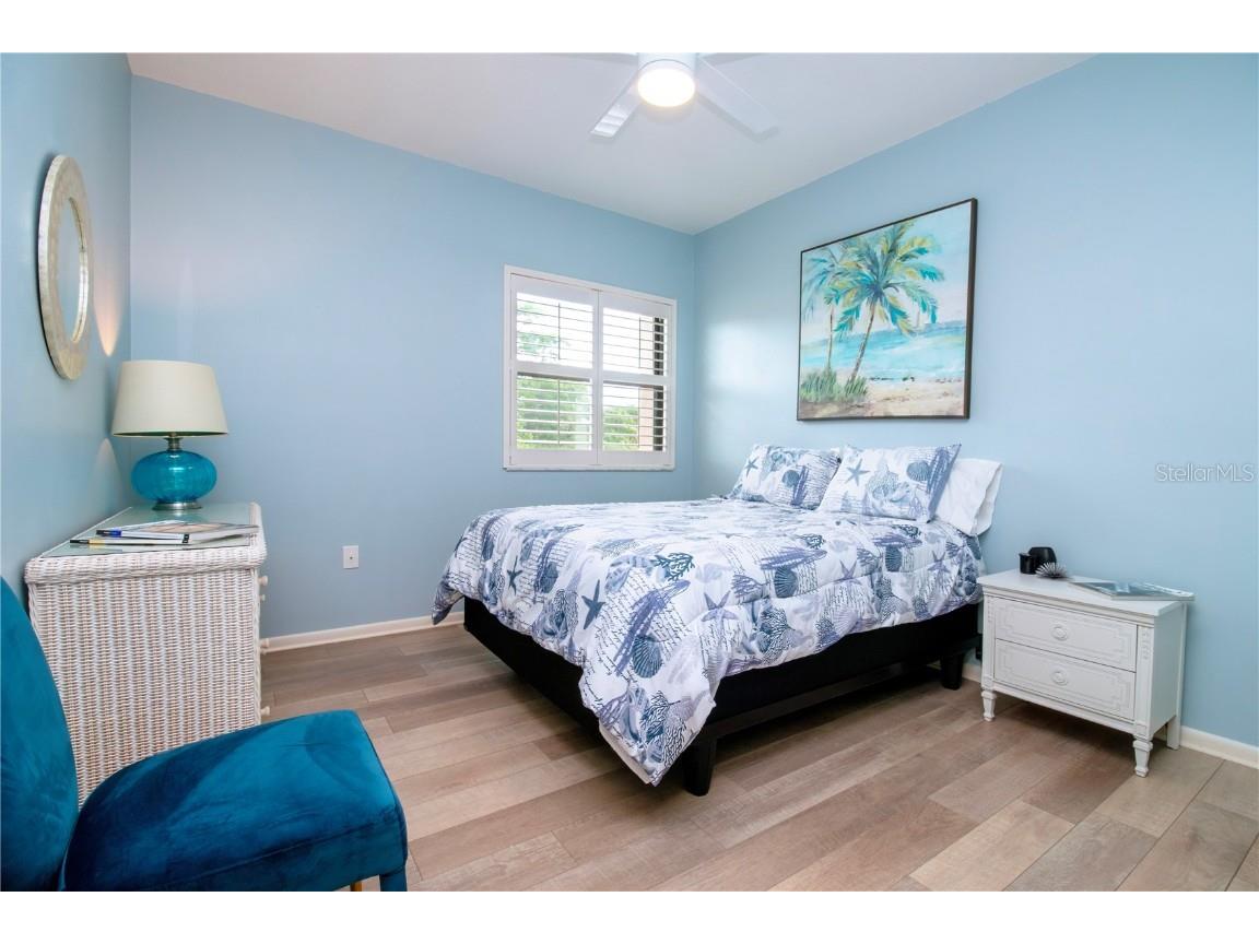 5273 Heron Way #202 Sarasota FL 34231 A4670409 image26