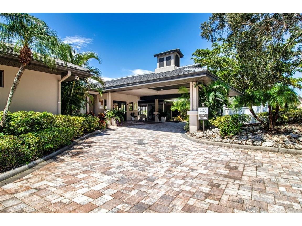 5273 Heron Way #202 Sarasota FL 34231 A4670409 image30