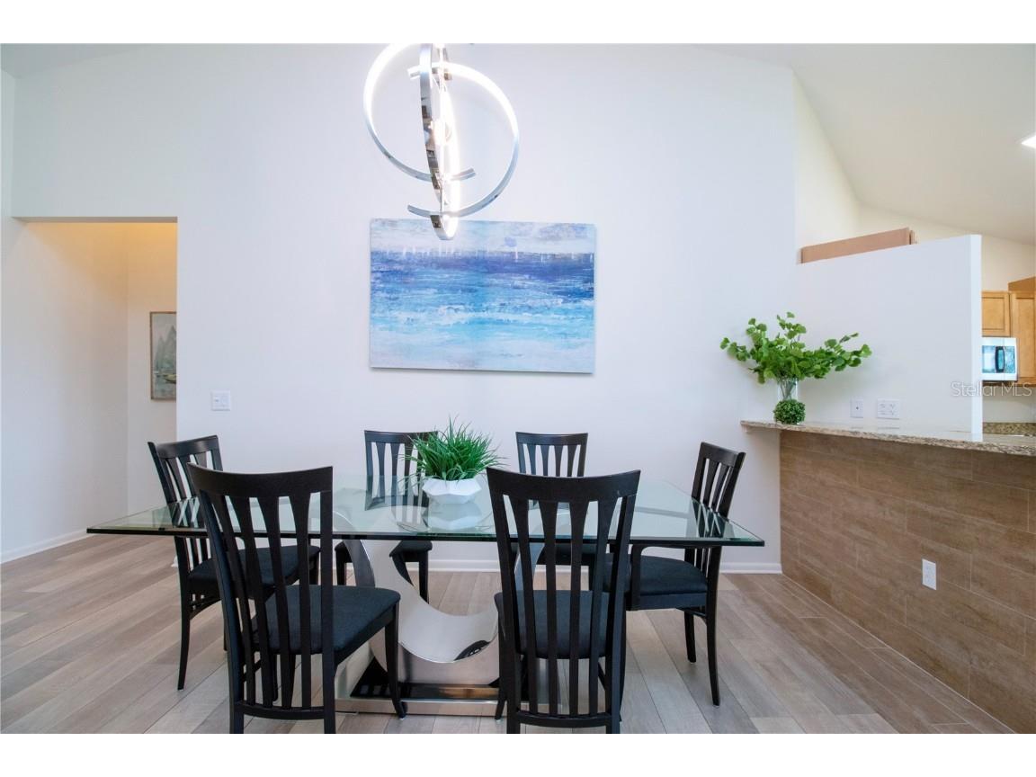 5273 Heron Way #202 Sarasota FL 34231 A4670409 image6