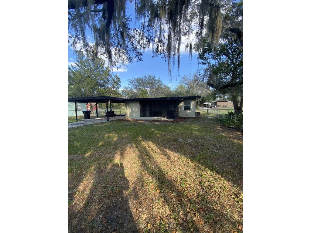 5273 Vance Avenue Orlando FL 32810 O6090639 image1