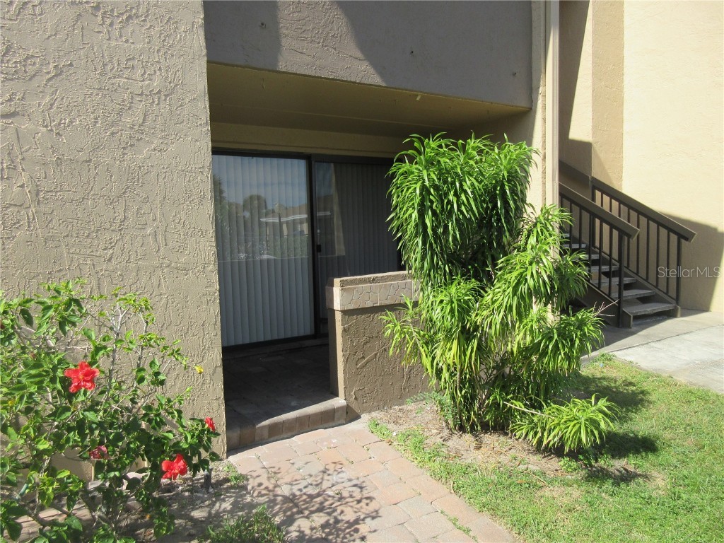 5273 Vineland Road #103 Orlando FL 32811 O5981837 image1