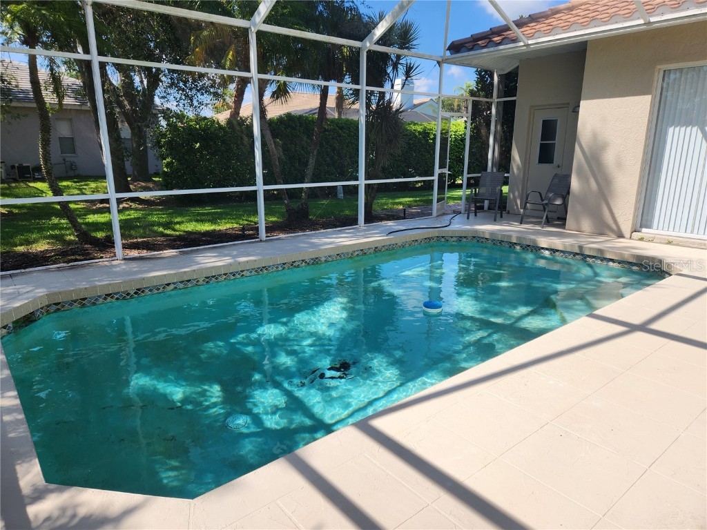 5274 Far Oak Circle Sarasota FL 34238 A4664818 image29