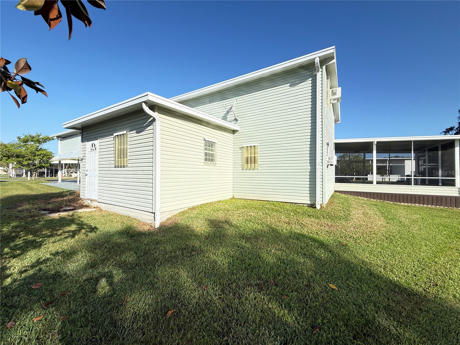 5274 Island View Circle N Polk City FL 33868 P4938508 image11