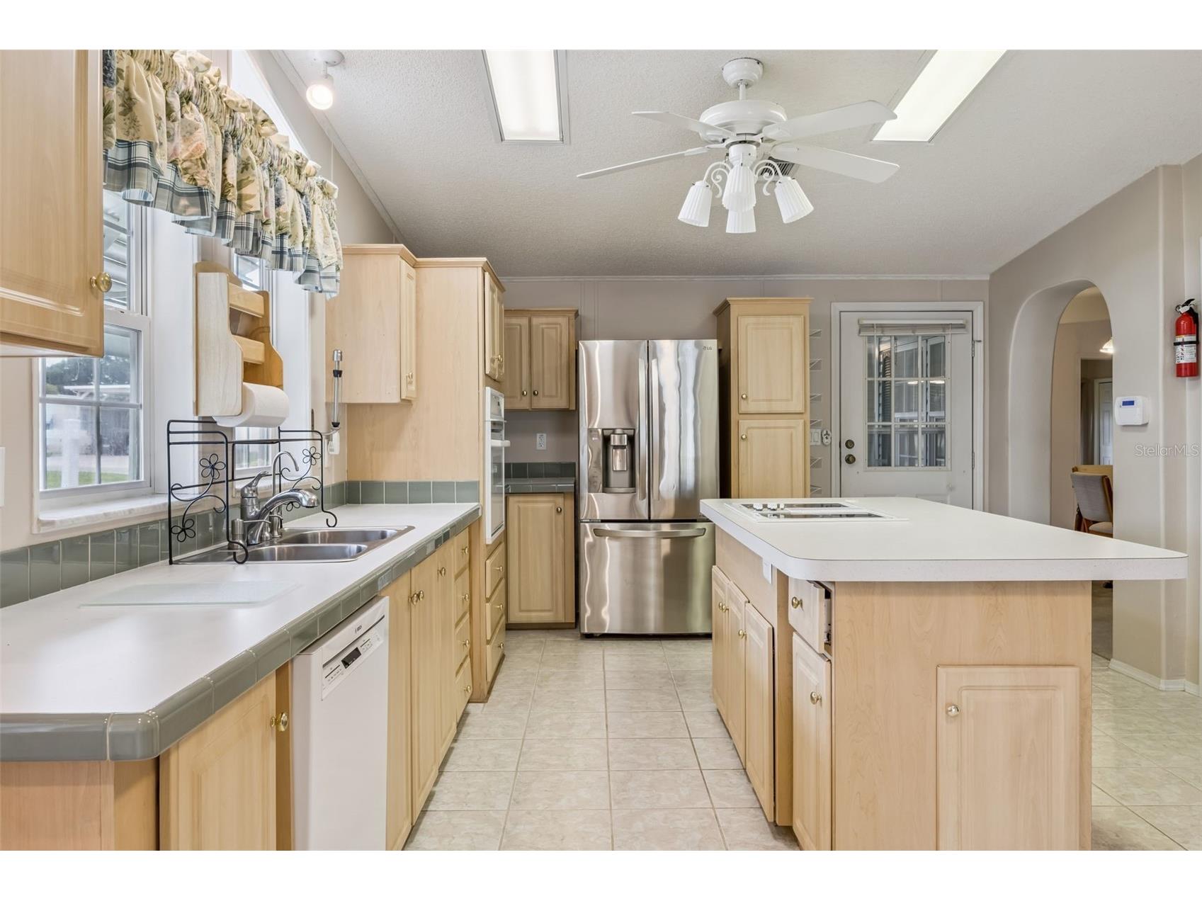 5274 Island View Circle N Polk City FL 33868 P4938508 image16
