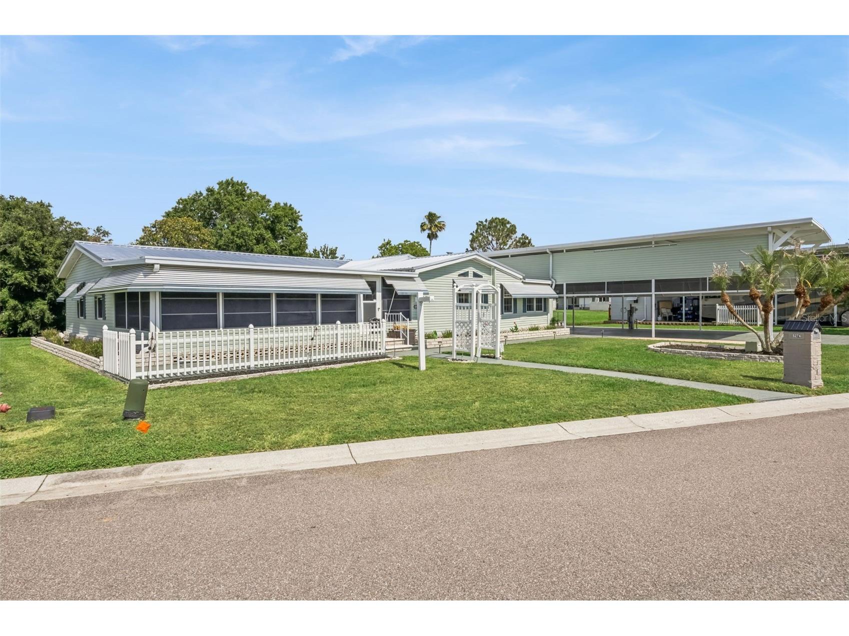 5274 Island View Circle N Polk City FL 33868 P4938508 image8