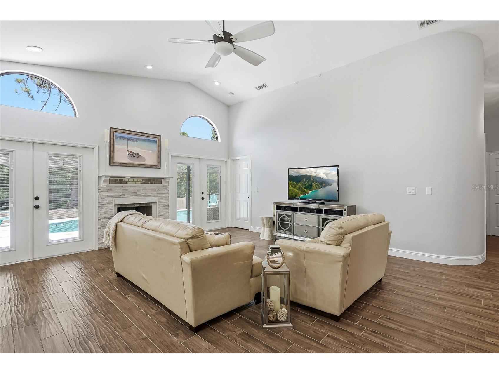 5274 White Sand Circle NE Saint Petersburg FL 33703 TB8523116 image16