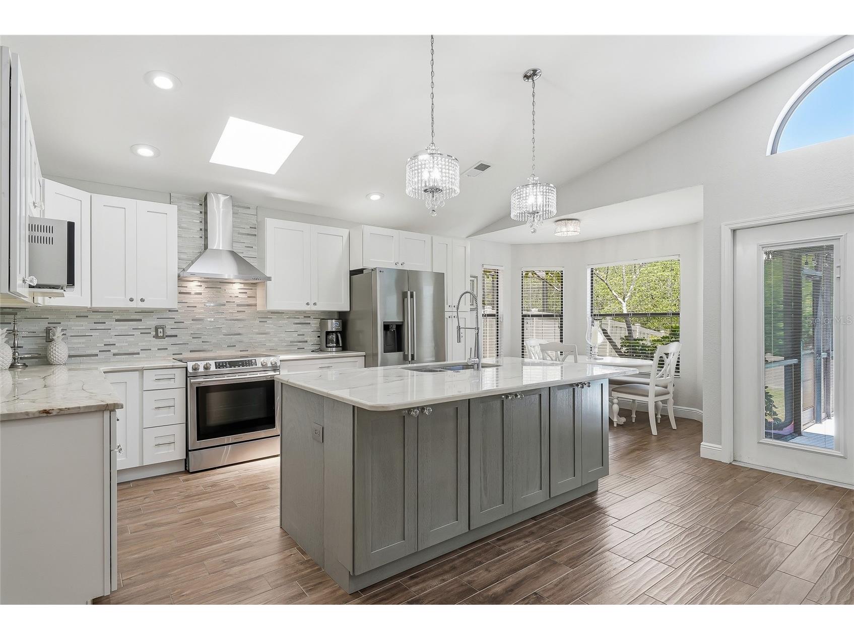 5274 White Sand Circle NE Saint Petersburg FL 33703 TB8523116 image2