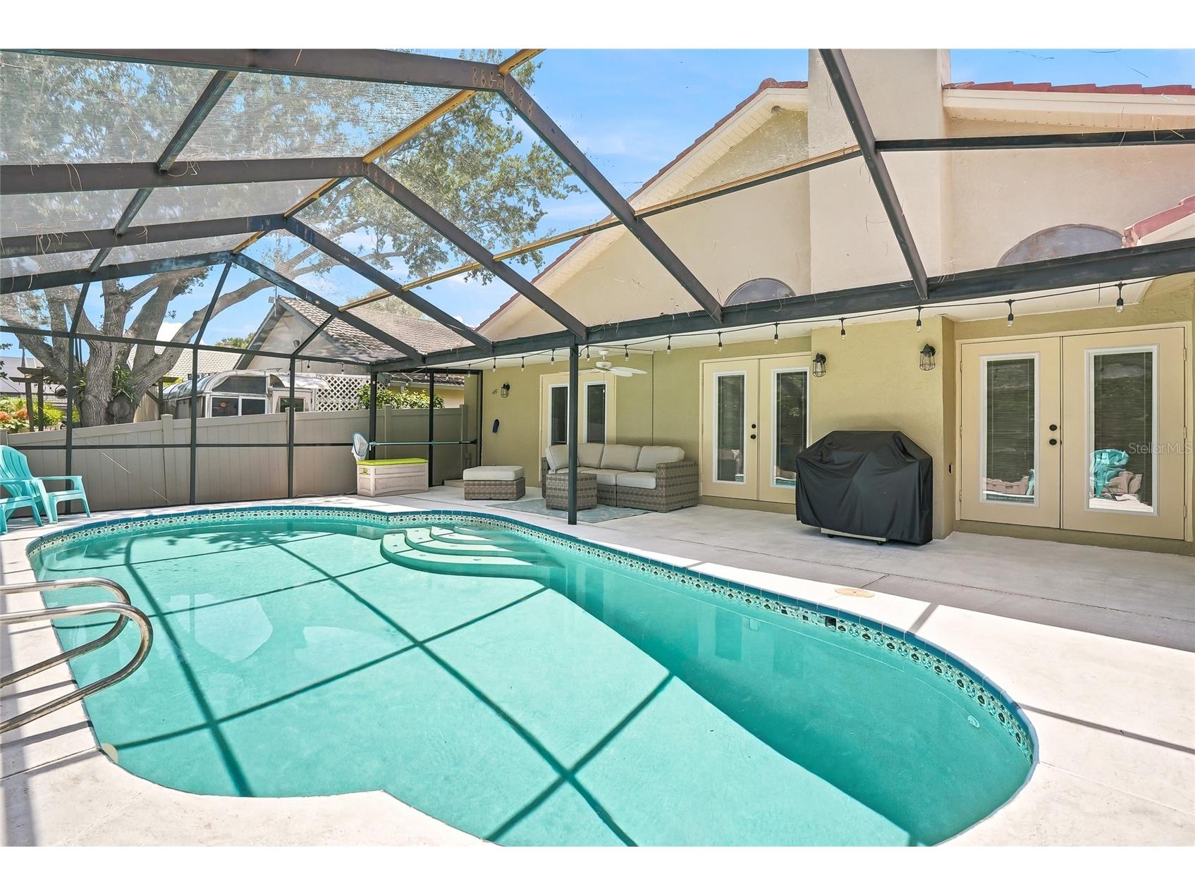 5274 White Sand Circle NE Saint Petersburg FL 33703 TB8523116 image4