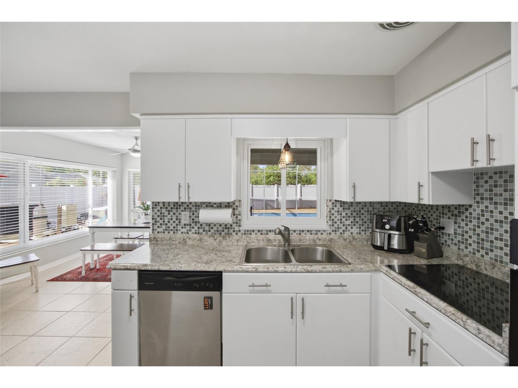 5275 32nd Avenue N Saint Petersburg FL 33710 TB8488629 image16