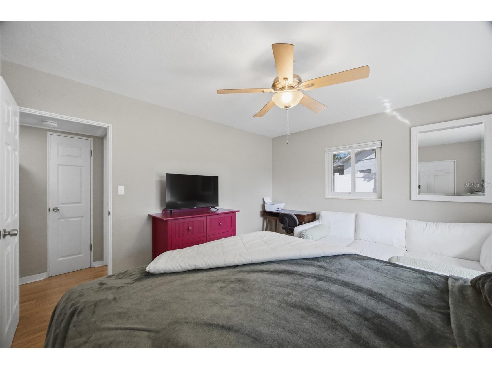 5275 32nd Avenue N Saint Petersburg FL 33710 TB8488629 image24