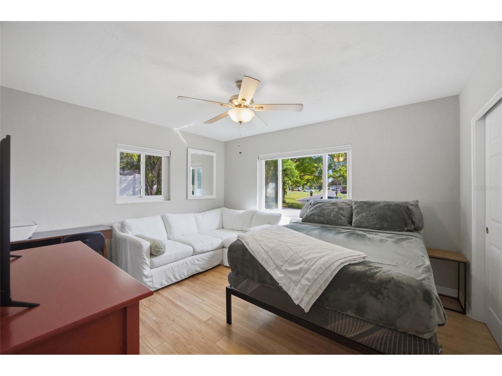 5275 32nd Avenue N Saint Petersburg FL 33710 TB8488629 image28