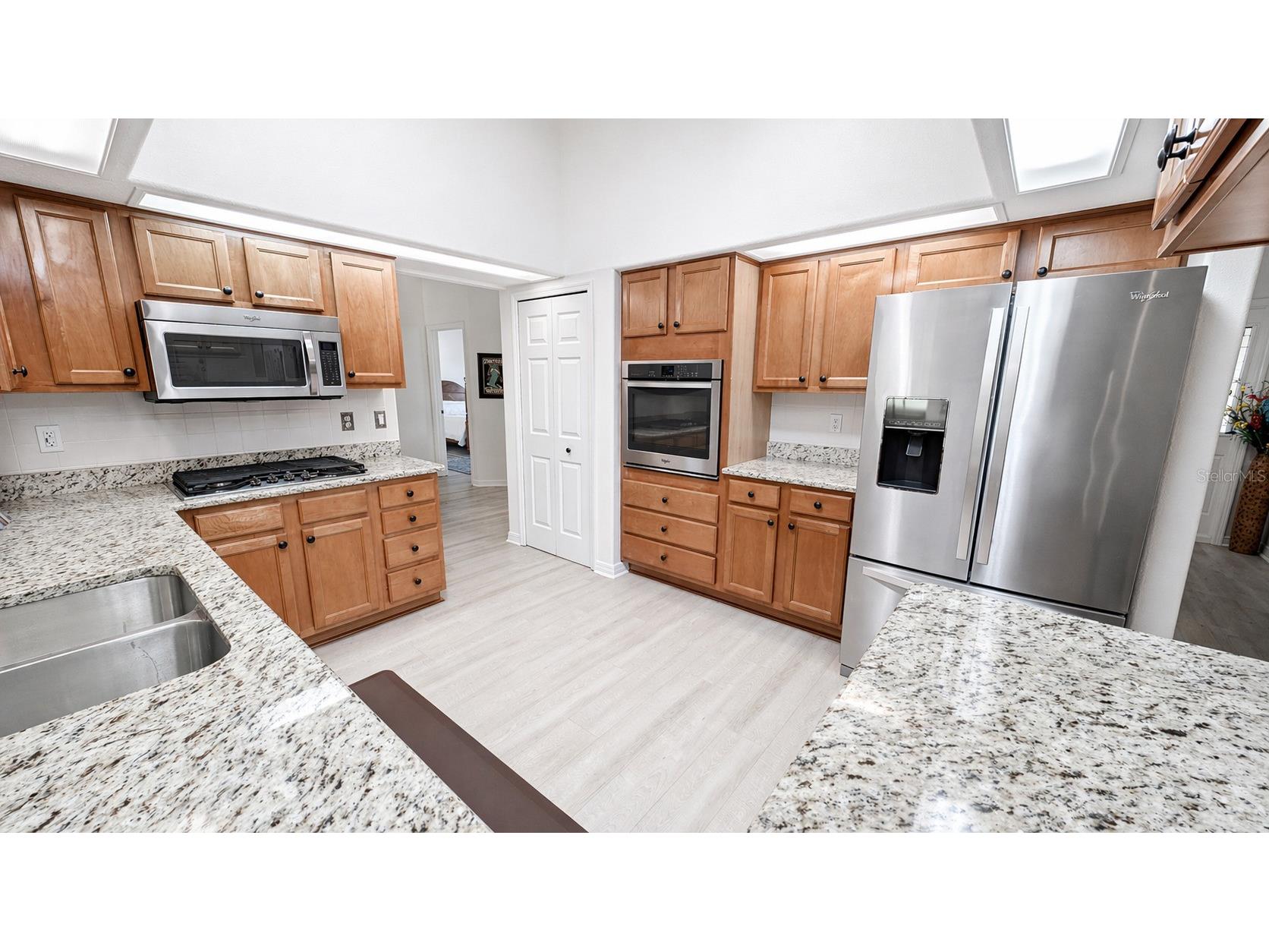 5277 Indian Ocean Loop Tavares FL 32778 - LITTLE LAKE HARRIS G5111553 image12