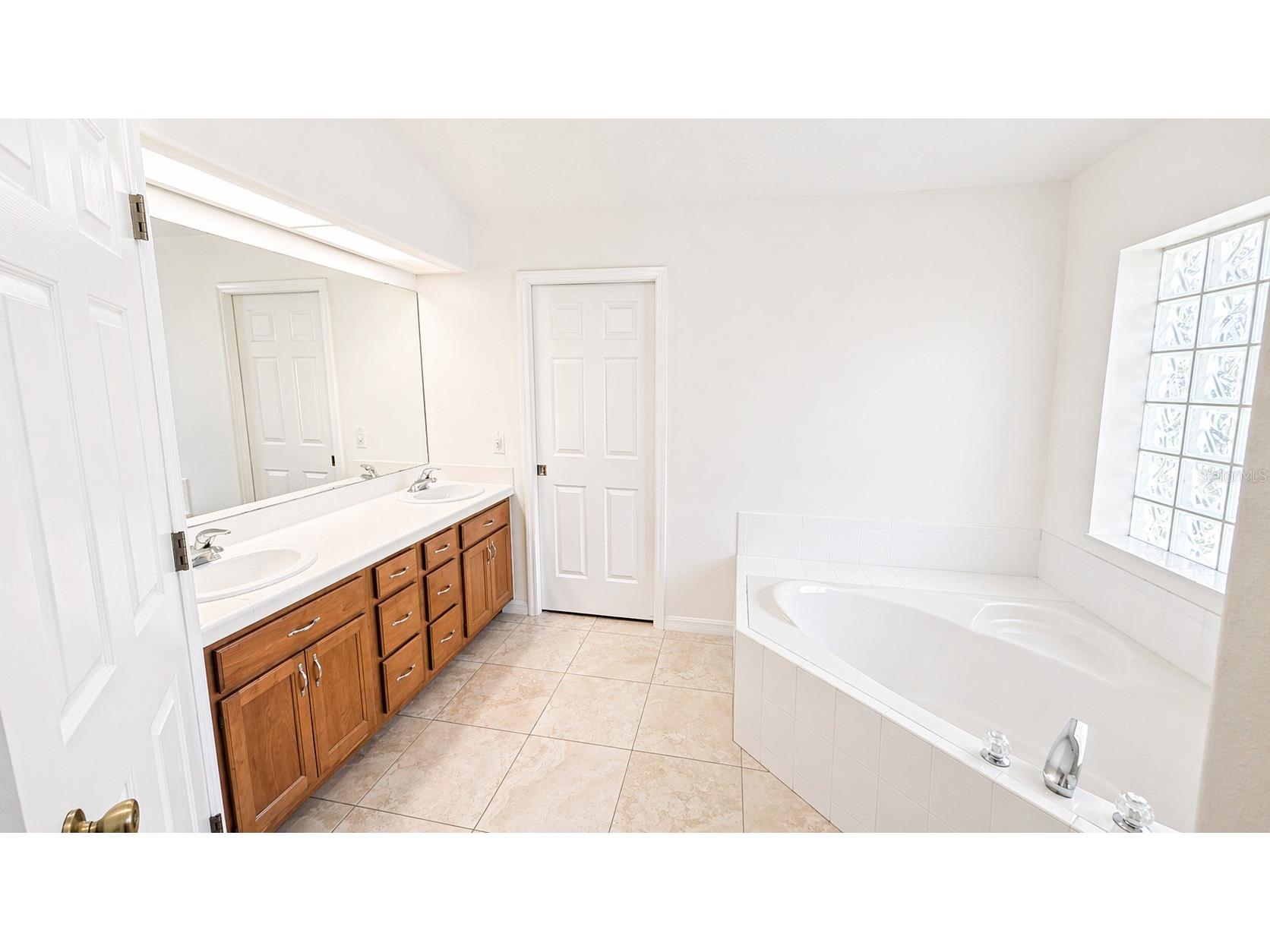 5277 Indian Ocean Loop Tavares FL 32778 - LITTLE LAKE HARRIS G5111553 image22
