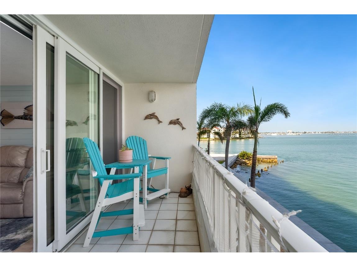 5279 Isla Key Boulevard S #212 Saint Petersburg FL 33715 - BOCA CIEGA BAY TB8437184 image1