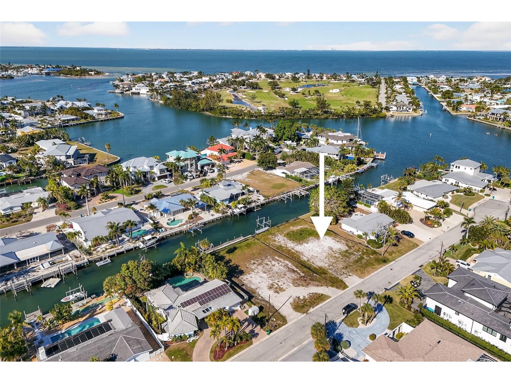 528 69th Street Holmes Beach FL 34217 A4679404 image1