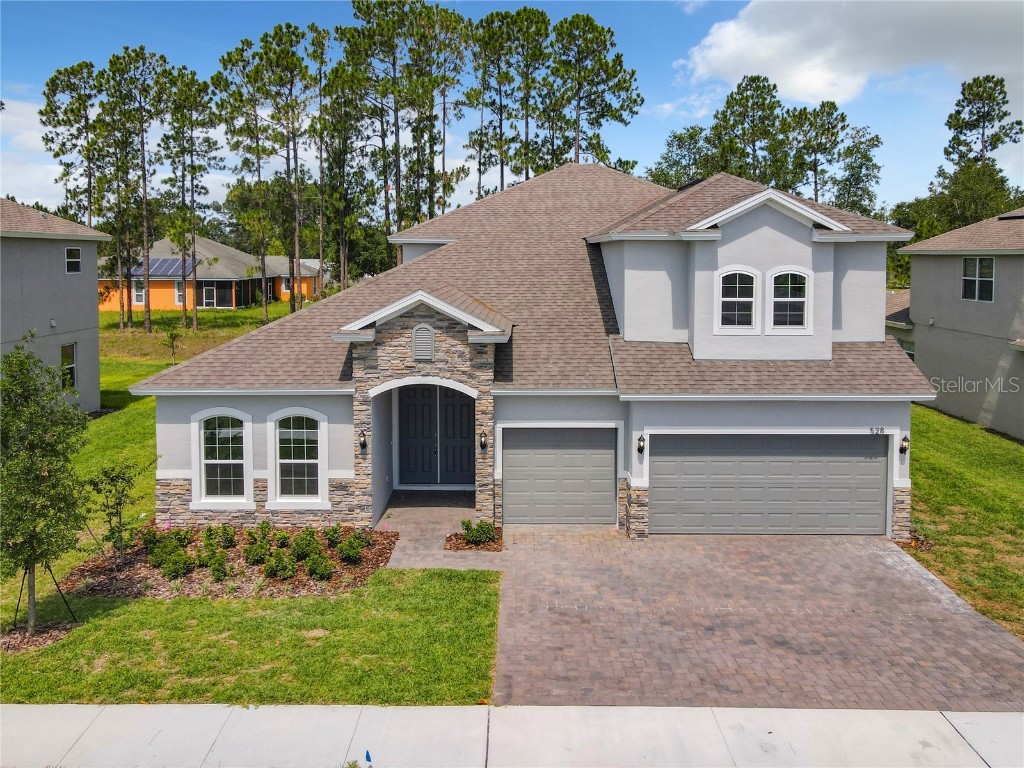 528 Avila Place Howey In The Hills FL 34737 G5070195 image1